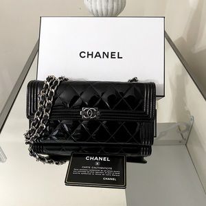 💚MAKE OFFER 💚Chanel BOY Patent Leather WOC